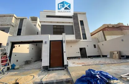 Full Floor - 4 Bedrooms - 3 Bathrooms for sale in Al Khalij - Riyadh - Ar Riyadh