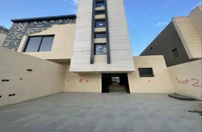 Full Floor - 3 Bedrooms - 4 Bathrooms for sale in Al Munisiyah - Riyadh - Ar Riyadh