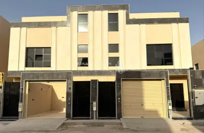 Full Floor - 6 Bedrooms - 3 Bathrooms for sale in Tuwaiq - Riyadh - Ar Riyadh