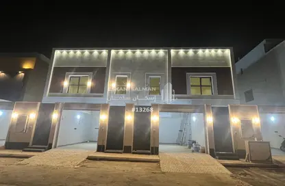 Apartment - 4 Bedrooms - 3 Bathrooms for sale in Uqaz - Riyadh - Ar Riyadh