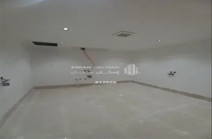 طابق كامل - 5 غرف نوم - 4 حمامات للبيع في طويق - الرياض - الرياض