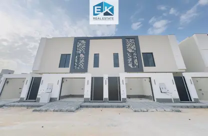 Villa - 4 Bedrooms - 5 Bathrooms for sale in Al Maizialah - Riyadh - Ar Riyadh