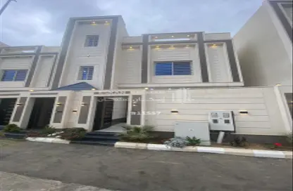 طابق كامل - 6 غرف نوم - 4 حمامات للبيع في الجبل - خميس مشيط - عسير