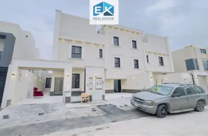 Full Floor - 4 Bedrooms - 4 Bathrooms for sale in Al Qadisiyah - Riyadh - Ar Riyadh