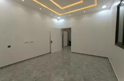 Villa - 5 Bedrooms for sale in Al Qadisiyah - Riyadh - Ar Riyadh