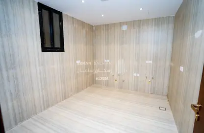 Apartment - 5 Bedrooms - 3 Bathrooms for sale in Ar Rimal - Riyadh - Ar Riyadh