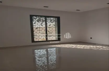 Apartment - 4 Bedrooms - 2 Bathrooms for sale in Tuwaiq - Riyadh - Ar Riyadh